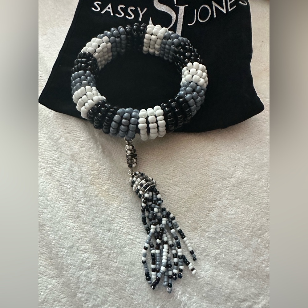 NEW Sassy Jones Monochrome Beaded Bracelet